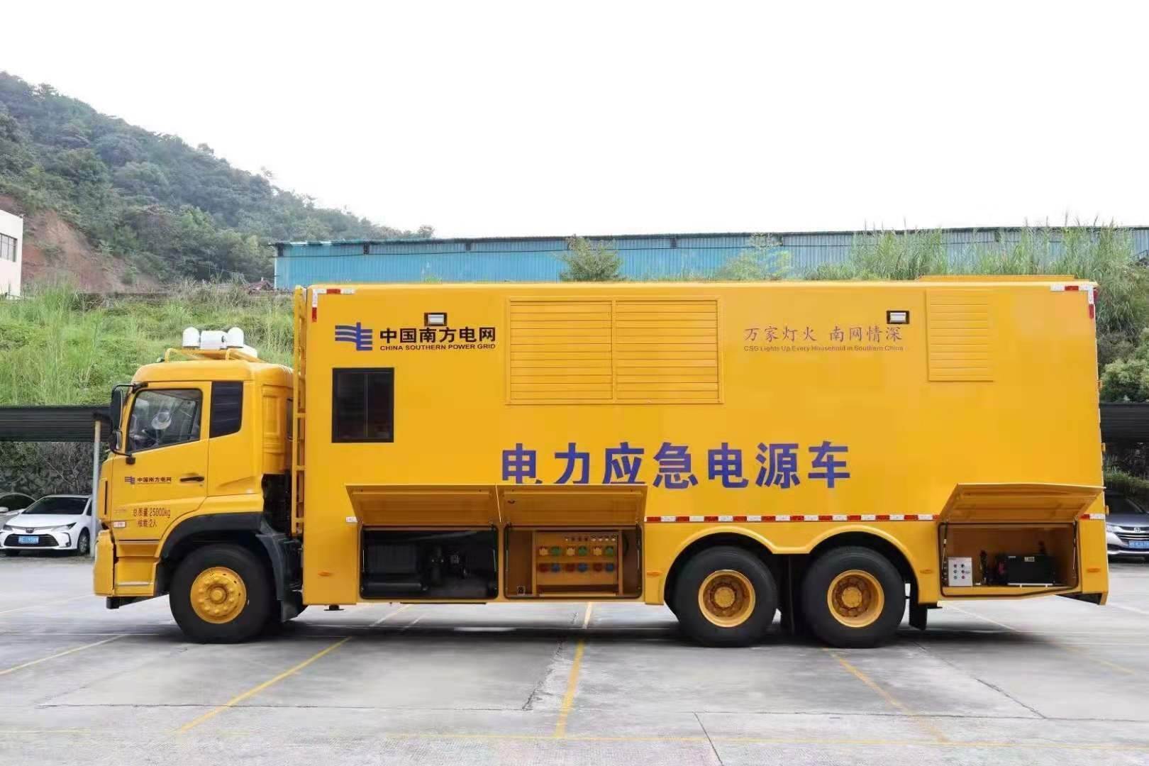 元阳安康大型柴油发电机发电车UPS电源出租租赁